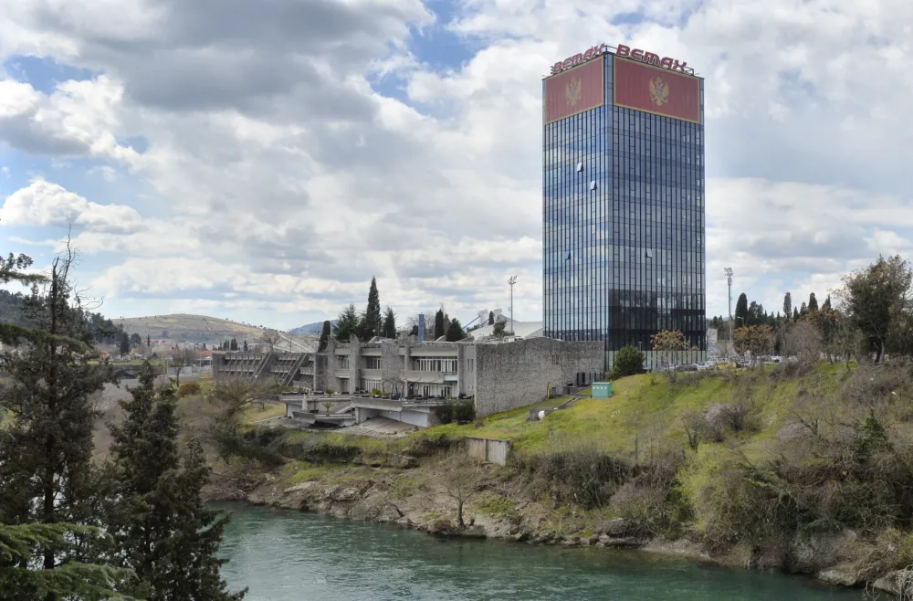 USSCG stigle anonimne prijave, Bemaks tvrdi: Sve po zakonu, po&scaron;tujemo zaposlene