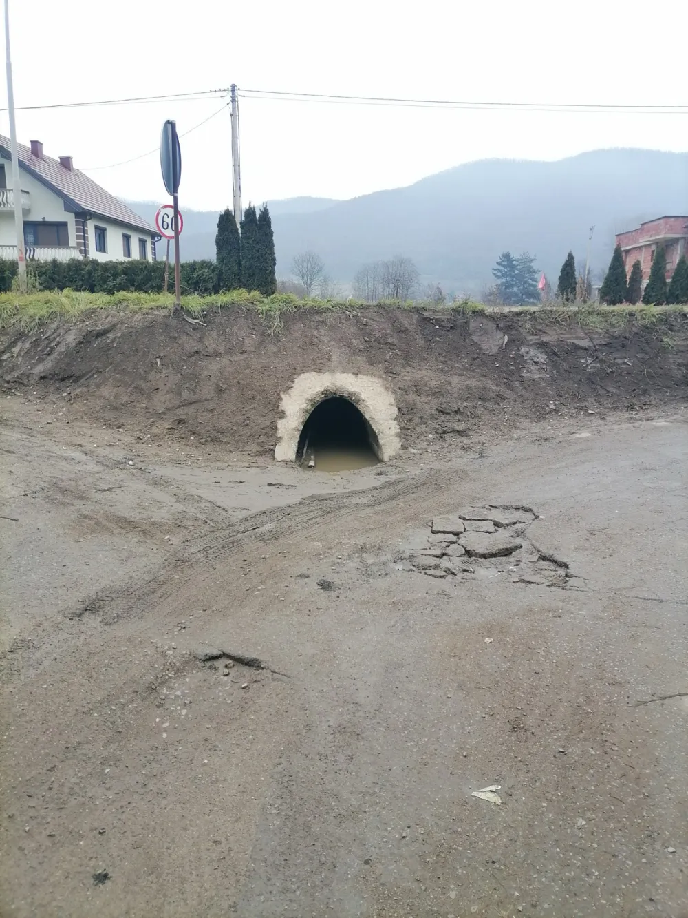 Kanal oči&scaron;ćen, vode vi&scaron;e nema na putueke Lim