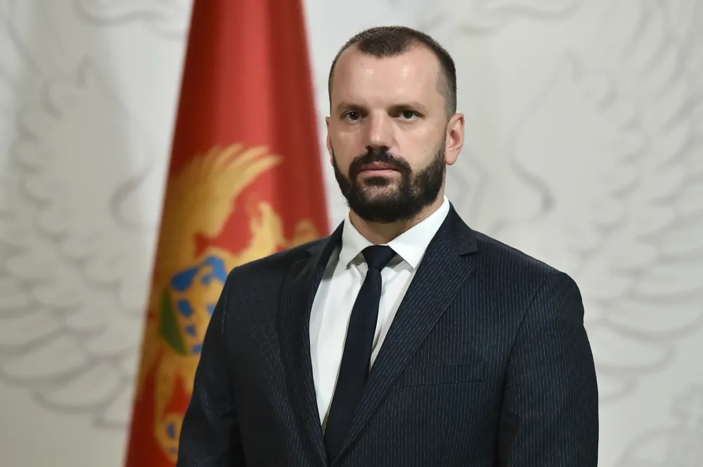Butorović: Vlada sjutra podnosi zahtjev Parlamentu da o Budžetu raspravlja 21. januara
