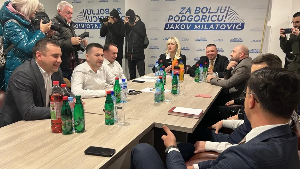 U Podgorici podijeljene 163 funkcije i pozicije u odborima i savjetima