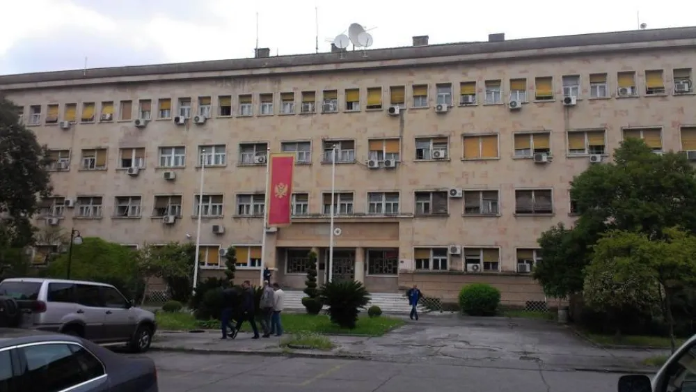 MUP: Građani stavove i mi&scaron;ljenja da izražavaju dostojanstveno i mirno