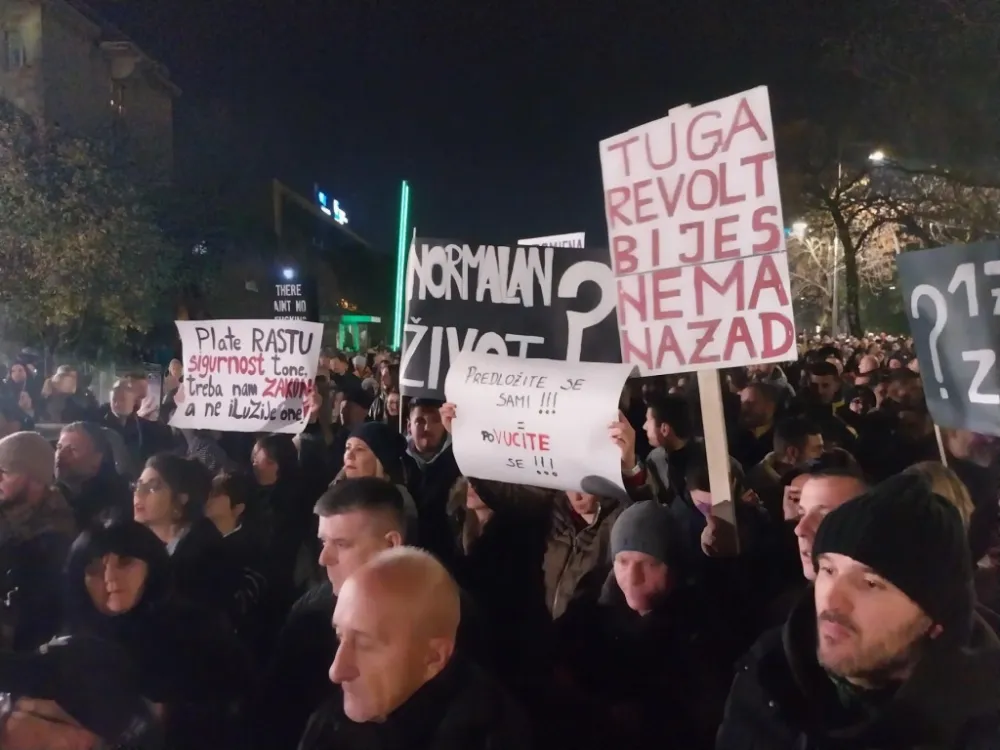 Uprava policije: Javna okupljanja u Podgorici i Cetinju protekla bez najmanjeg incidenta