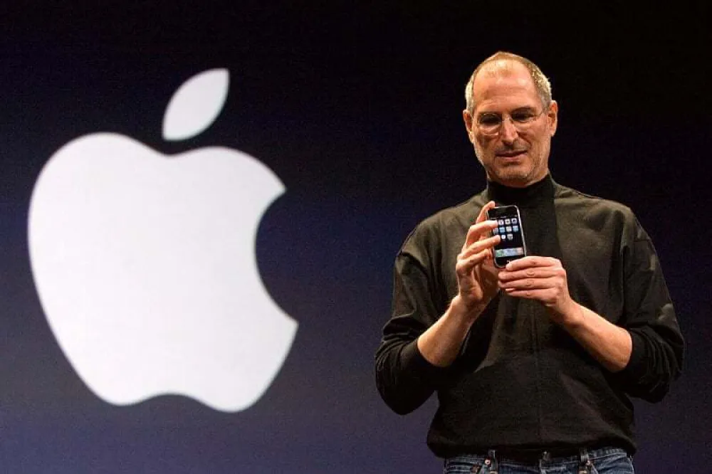 Na dana&scaron;nji dan je Stiv Džobs predstavio prvi Appleov iPhone, mobilni koji je promijenio svijet