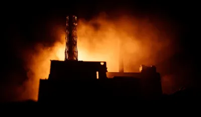 U napadu ukrajinskih dronova zapaljen rezervoar za gas u Rusiji