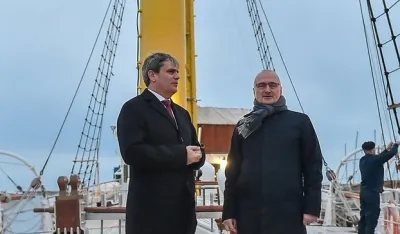 Zbog fotelja može da ode i brod