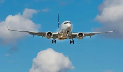 (VIDEO) Nigerija: Avion prinudno sletio, najmanje 33 povrijeđenih