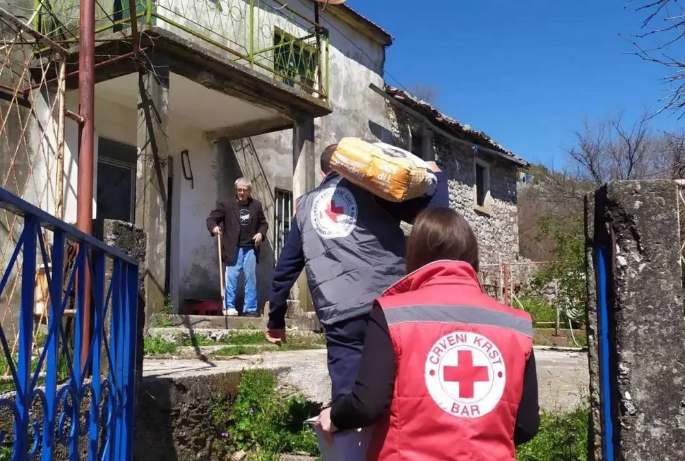 Pomoć Crvenog krsta u Nik&scaron;iću dobija 1.400 korisnika