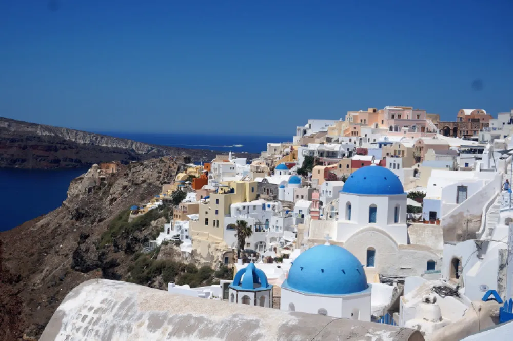 Vi&scaron;e od 200 zemljotresa na Santoriniju, stanovni&scaron;tvo napu&scaron;ta ostrvo