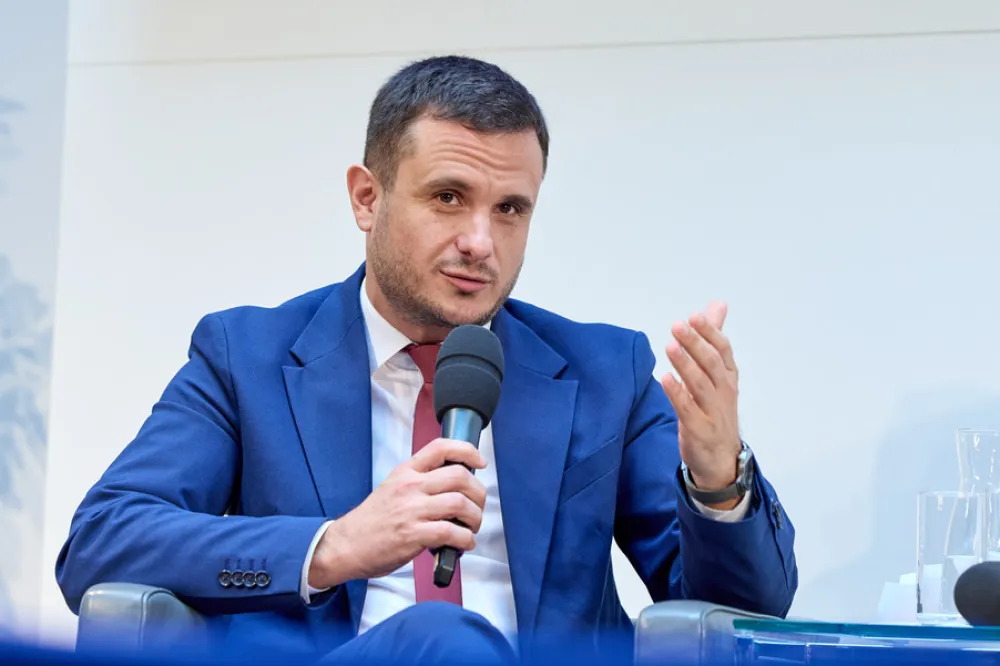 Zenović: Službenici spremni za rad u institucijama EUBeču