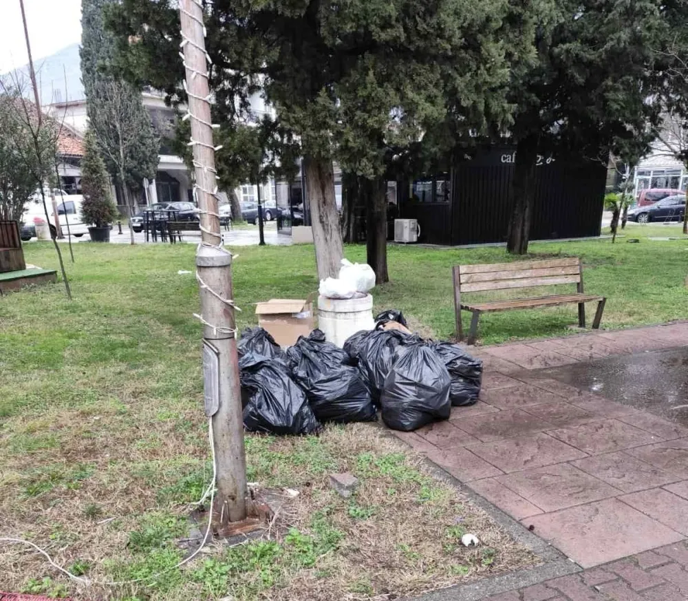 Komunalno preduzeće Tuzi ima problem sa vlasnicima lokala: Zbog smeća će kafane popiti kazne