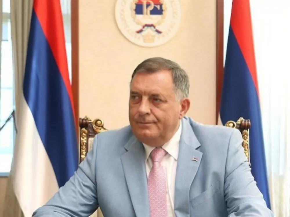 Dodik pred sudom rekao da je sporne zakone potpisao na osnovu stavova savjetnika