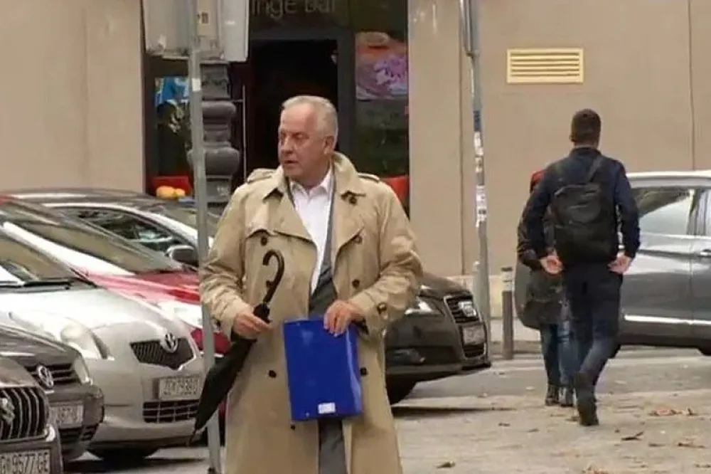 &Scaron;ta kažu iz zatvora: Sanader &scaron;etao Zagrebom