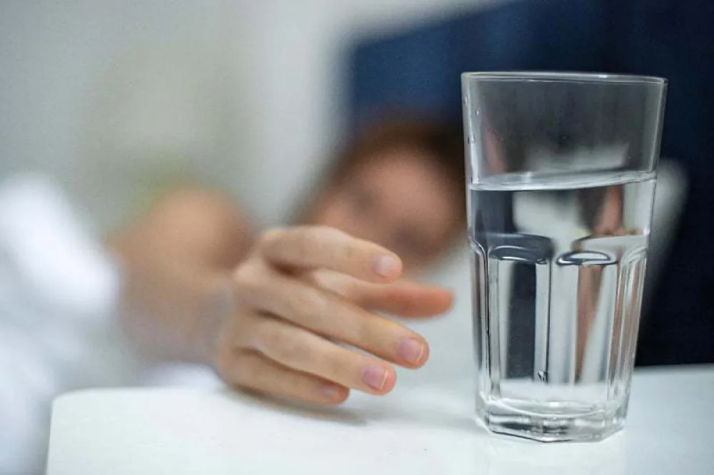 Da li biste trebali piti vodu koja je stajala tokom noći