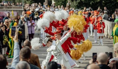Najveselija fe&scaron;ta Praznika mimoze uz more