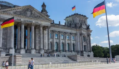 Izbori u Njemačkoj u nedjelju: Manji Bundestag, manje kandidata i sve starije biračko tijelo