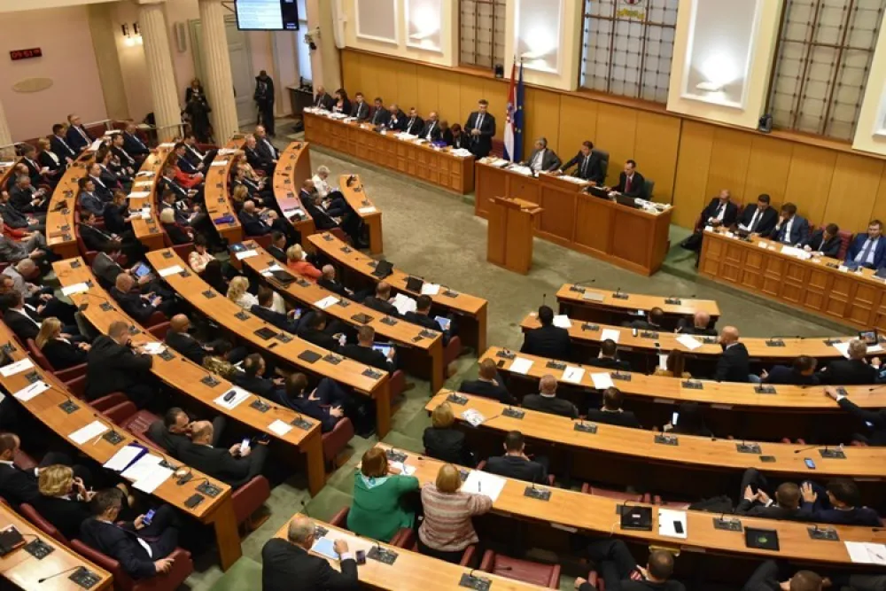 Hrvatska: Sabor donio Zakon protiv visokih cijena