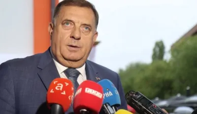 Dodik najavio odbijanje procesa Suda BiH, Vučić večeras u Banjaluci
