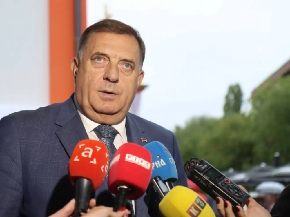 Dodik najavio odbijanje procesa Suda BiH, Vučić večeras u Banjaluci
