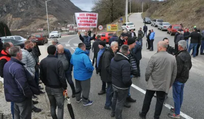 Od danas dvočasovne blokade puta &Scaron;avnik - Žabljak zbog reizbora Jugoslava Jakića