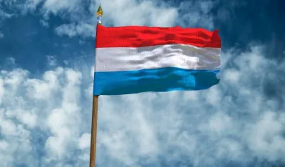 Luksemburg zastava