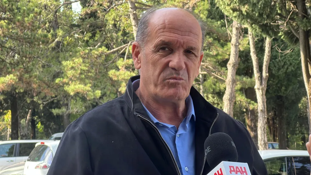 Rado&scaron; Zečević