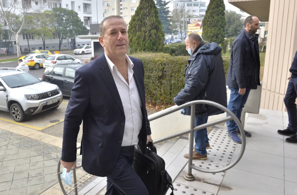 Advokate skupo ko&scaron;taju i tuđe gre&scaron;ke