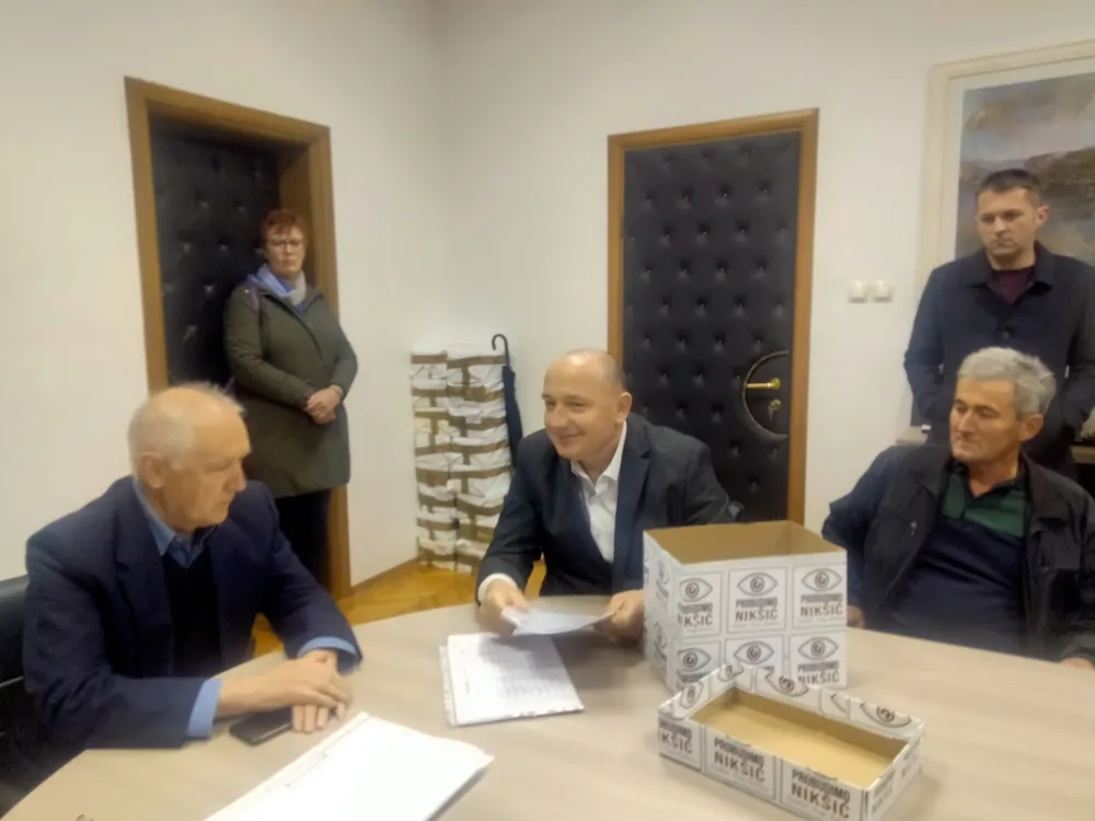 &bdquo;Probudimo Nik&scaron;ić" predala listu; Radulović: Za profesionalizaciju na svim nivoima