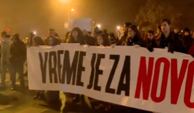 Studenti i građani poku&scaron;ali da blokiraju novosadsku skup&scaron;tinu