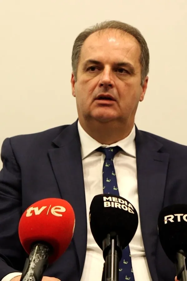 Nimanbegu: Insistiramo da se ingerencija nad plažama vrati lokalnim samoupravama