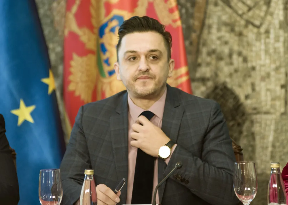 Ministarstvo finansija započelo emisiju obveznica, zadužuju se minimum 500 miliona