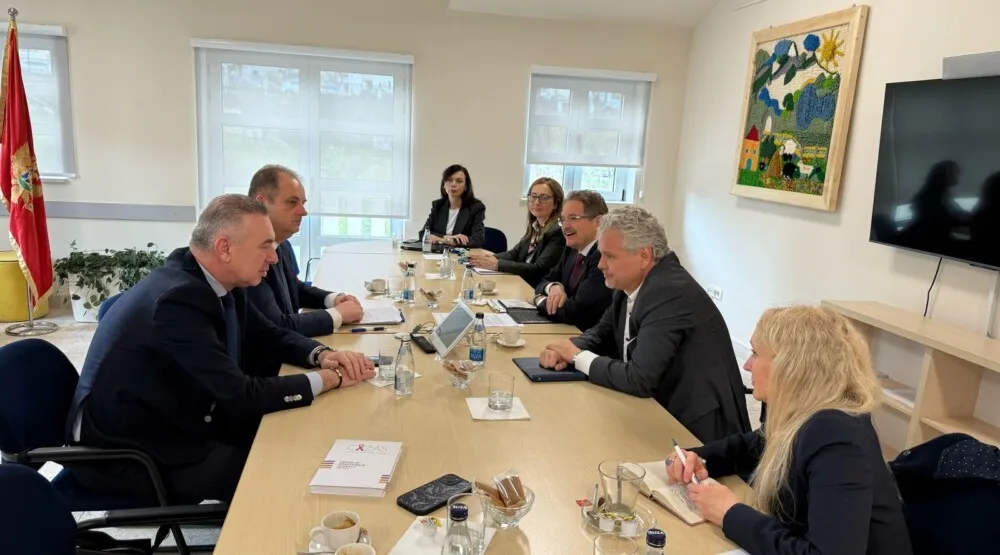 Op&scaron;tina Ulcinj traži podr&scaron;ku EU i ambasada za slučaj Velike plaže