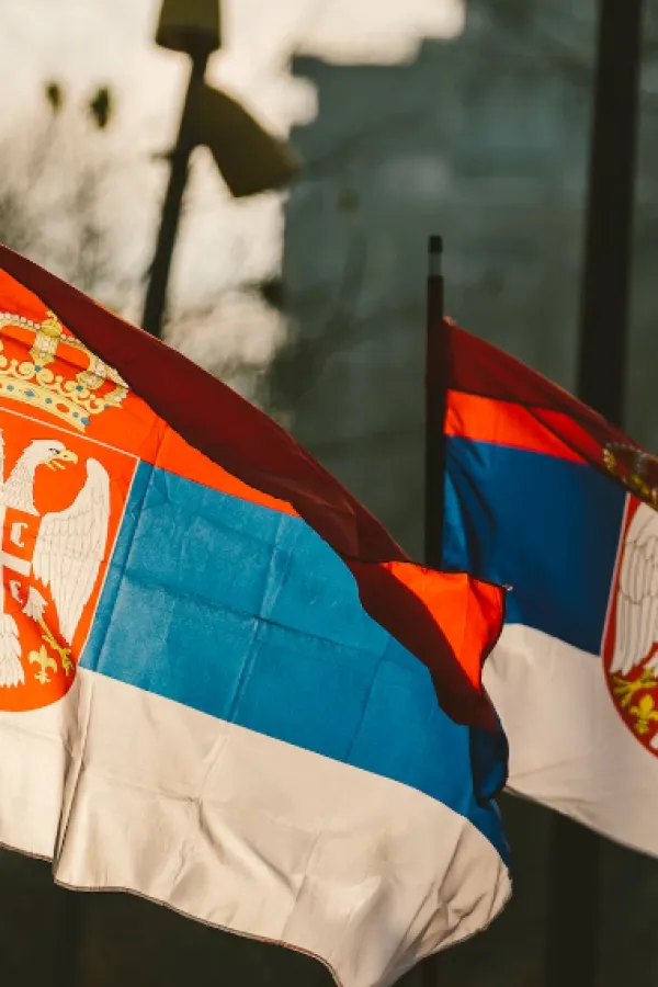 FOTO: Unsplash - Stefan KostićZastava Srbije, Srbija
