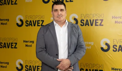 Komnenić: Želimo da slu&scaron;amo građane i gradimo uzajamno povjerenje