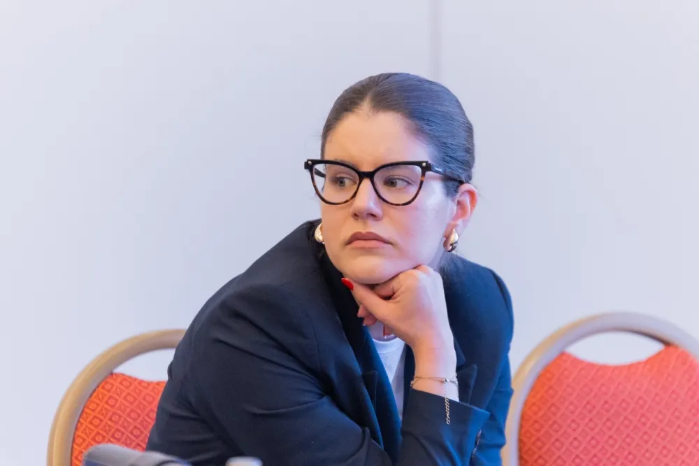 Maja Nikolić, UZOR