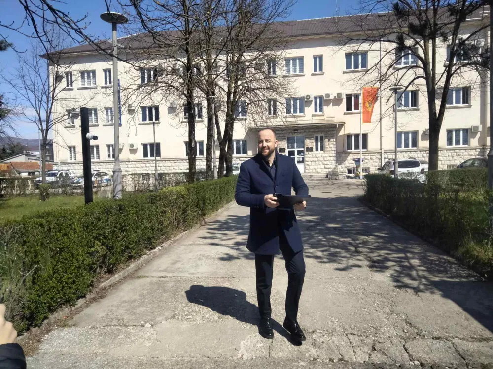 Nikolić: Nijesu poslanici sudski vje&scaron;taci da izvode dokaze