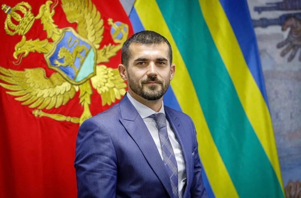 Nenezić: Barski parlament primjer modernog, demokratskog i profesionalnog rukovođenja