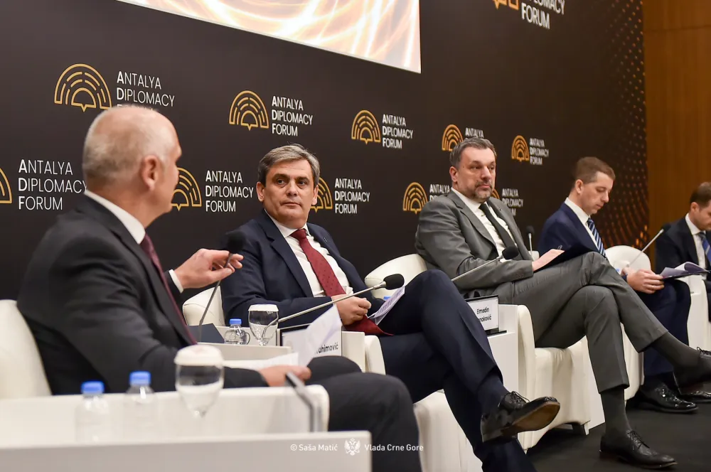 Ibrahimović na Antalijskom diplomatskom forumu: Regionalna saradnja u fokusu, Crna Gora pouzdan partner