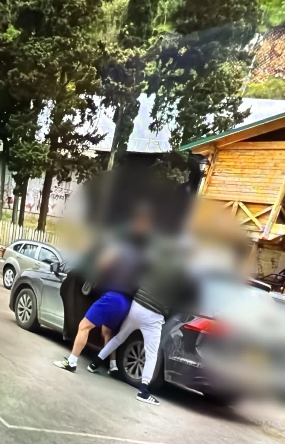 Portal "Dan" objavljuje fotografije poku&scaron;aja otmice za koju se sumnjiče navodni pripadnici "&scaron;kaljarskog&nbsp;klana"
