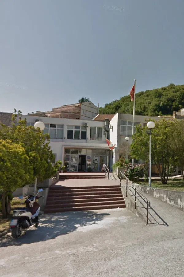 Ulcinj: Turski državljanin bježao policiji, kažnjen sa 1.500 eura