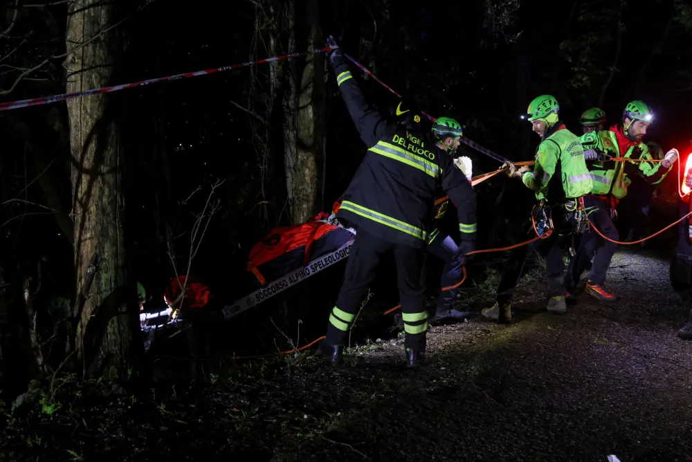 Četiri osobe stradale u padu žičare u Italiji