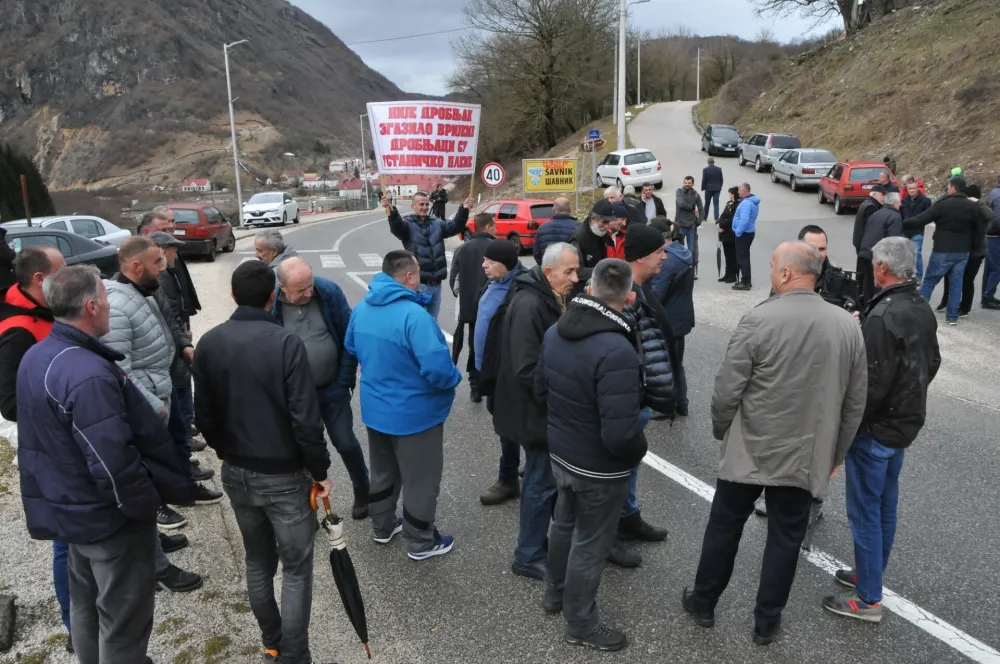 &Scaron;avnička opozicija neće praviti blokade za Vaskrs