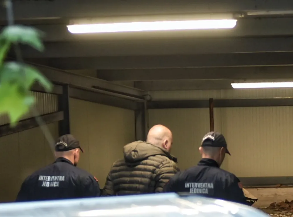 Ko je Mandićevom brataniću dao ključeve džipa koji je SDT oduzeo od kriminalaca?