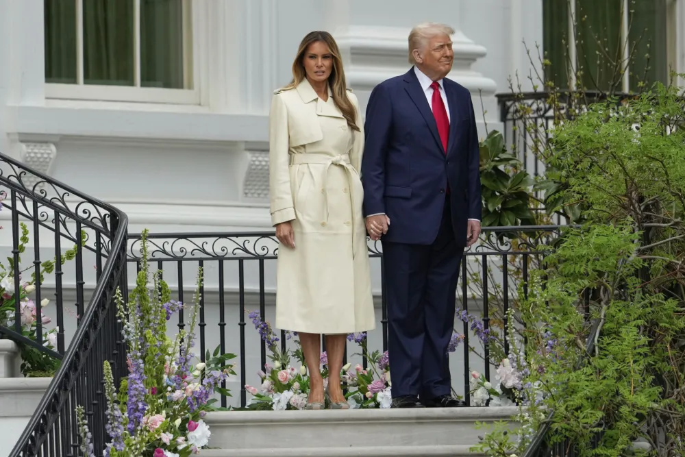 Tramp: Melanija i ja prisustvovaćemo&nbsp;sahrani&nbsp;Pape Franje