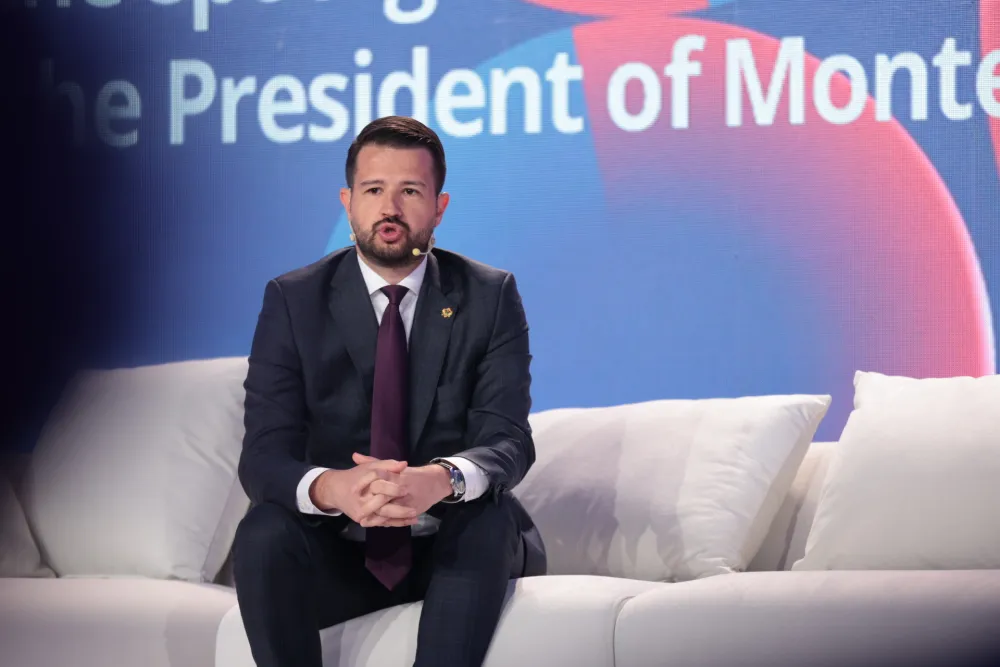 Jakov MIiatović, Samit mladih NATO-a