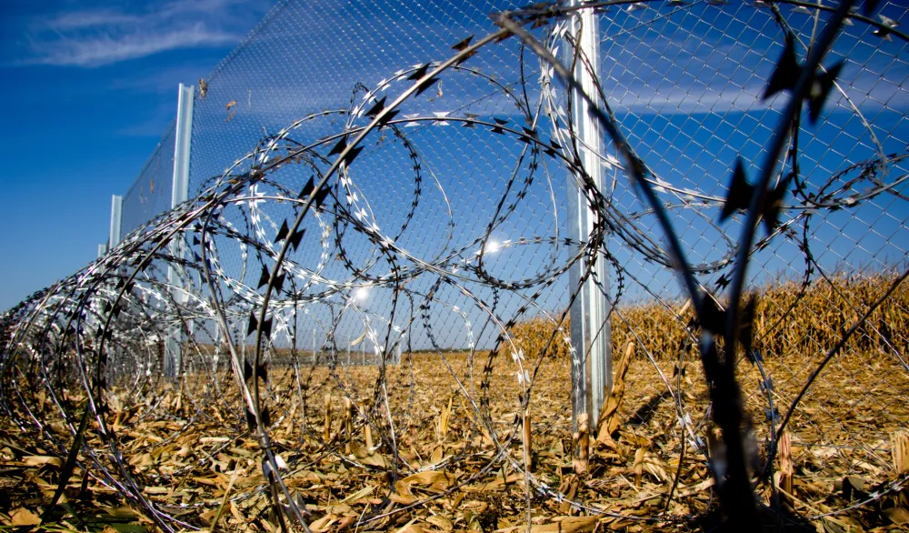 Zadržavanje do 72 sata zbog krijumčarenja ljudi i ilegalnog prelaska granice
