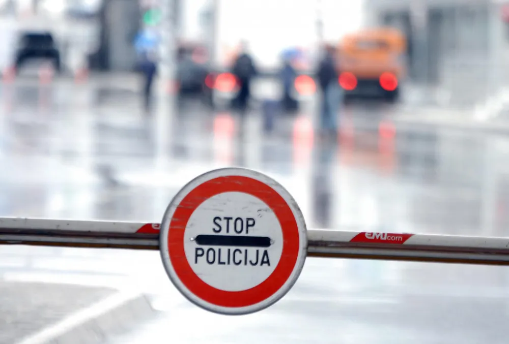 U protekla 24 sata 18 saobraćajnih nezgoda, poginula jedna osoba