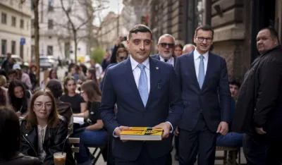 &bdquo;Rumunski Tramp&ldquo;: Ko je favorit na predsjedničkim izborima&nbsp;i za&scaron;to od njega strepe
