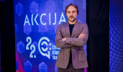 Izvje&scaron;taj CDT-a: "&Scaron;estomjesečni pregled rada Vlade: Hronika propu&scaron;tenih prilika"