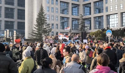 &Scaron;est mjeseci od pada nadstre&scaron;nice, okupljanje građana u Novom Sadu