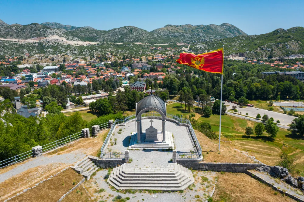 Grupa NVO: Cetinje pokazuje da pamti čast imenujući ulicu po Krstu Đuroviću